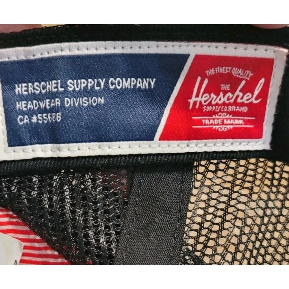 Herschel Baby Whaler Cap Mesh Black Trucker Hat Snapback